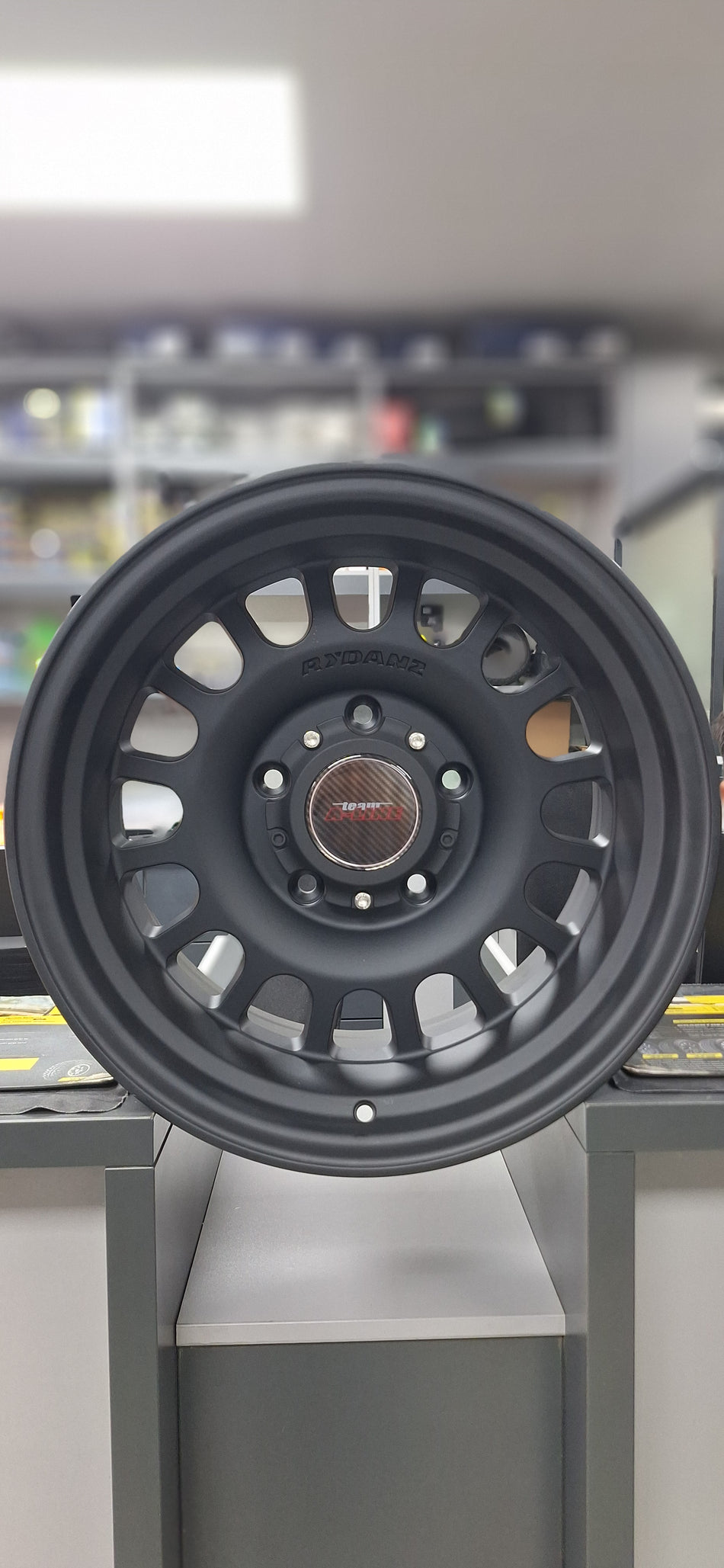 VIGOR 5/150/17"/17X10/ET-18 SATIN BLACK (SET OF 5)