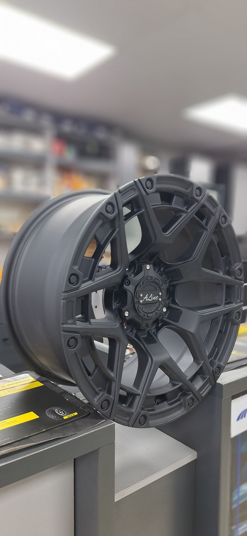 Mega 6/139/17"/17X9/ET-20 SATIN BLACK (PRICE PER SET)