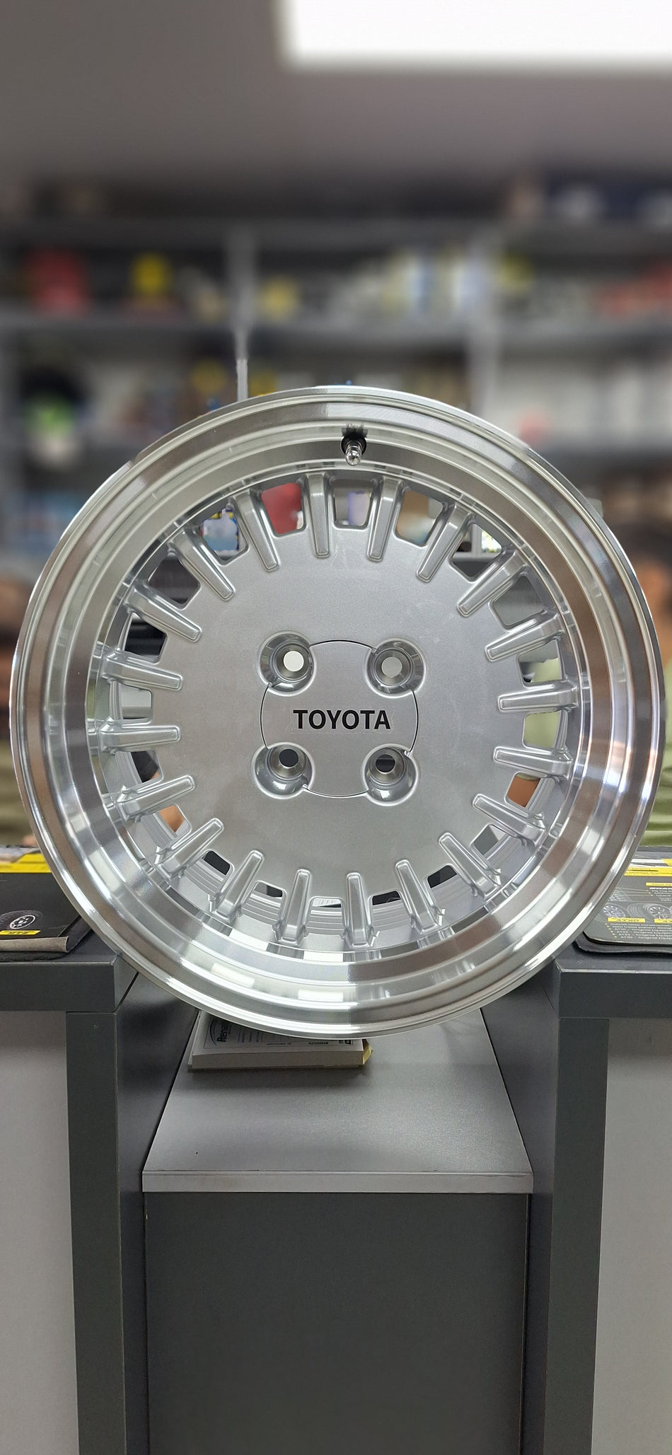 4/100/15"/15X8J/ET20 (Price Per Set)